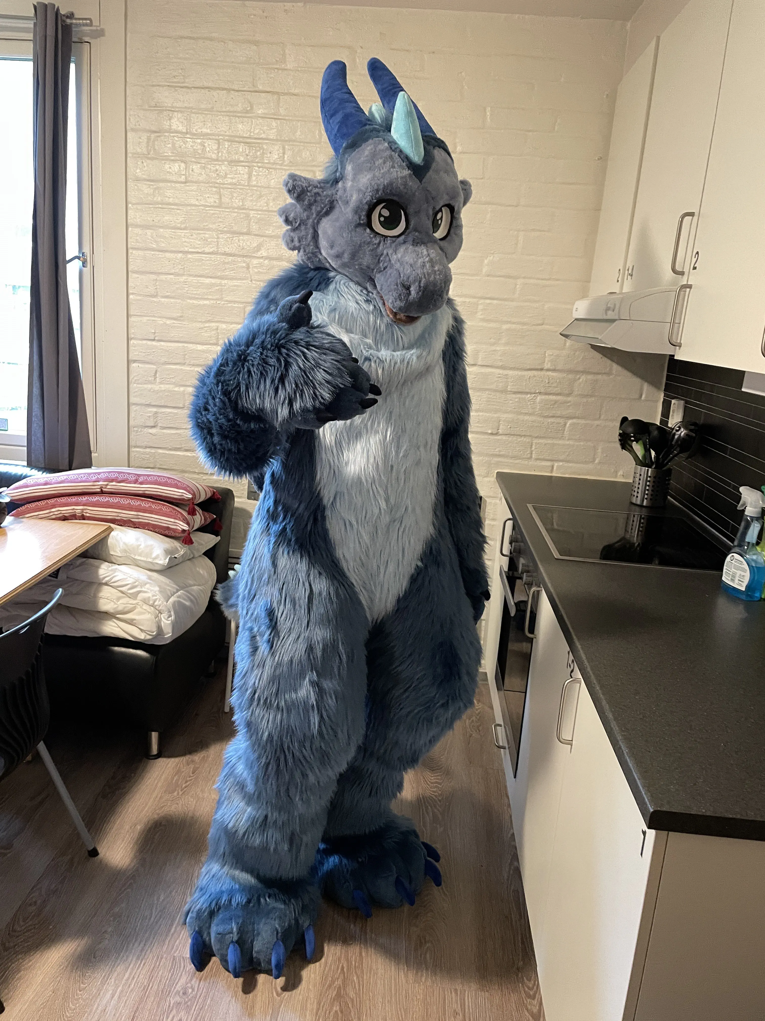 KHTangent front view